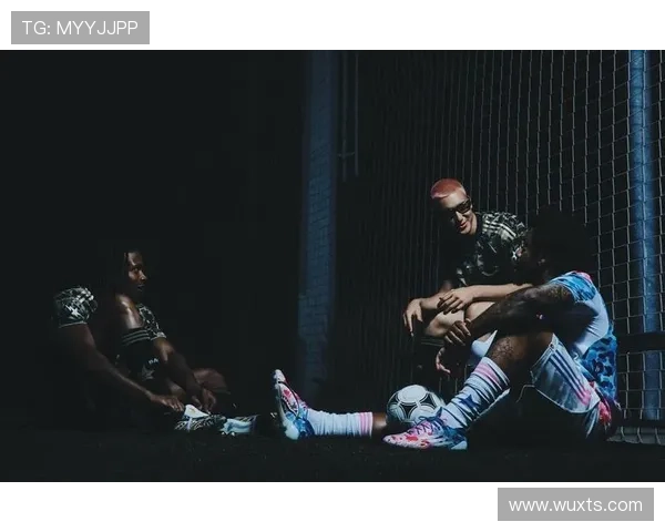 冬日街头足球明星时尚风采尽显引领潮流新风尚