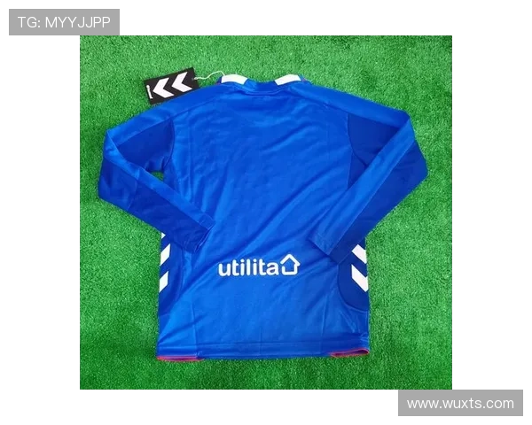 冬季儿童服装新款上市足球明星同款让孩子们尽享运动时尚魅力