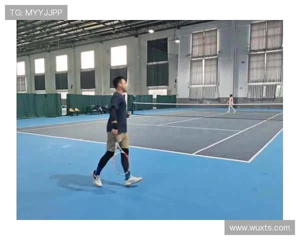 广州网球队区域防守策略解析与深度剖析网球战术的奥秘 广州网球队区域防守策略解析与深度剖析网球战术的奥秘